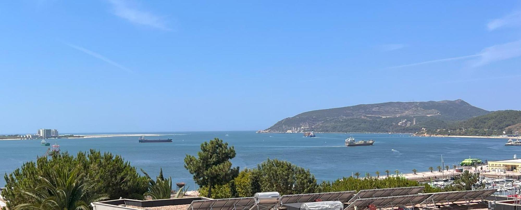 Sunset Bay View, Renovated Apt, By Timecooler Setúbal Kültér fotó