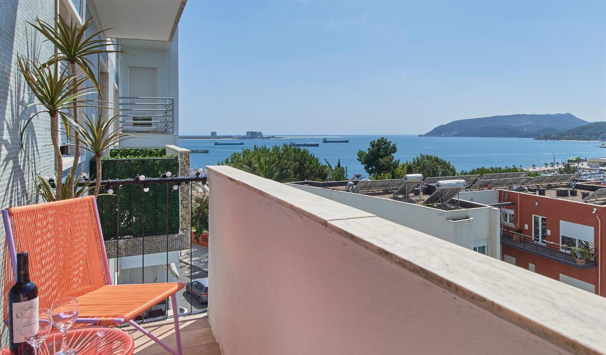 Sunset Bay View, Renovated Apt, By Timecooler Setúbal Kültér fotó